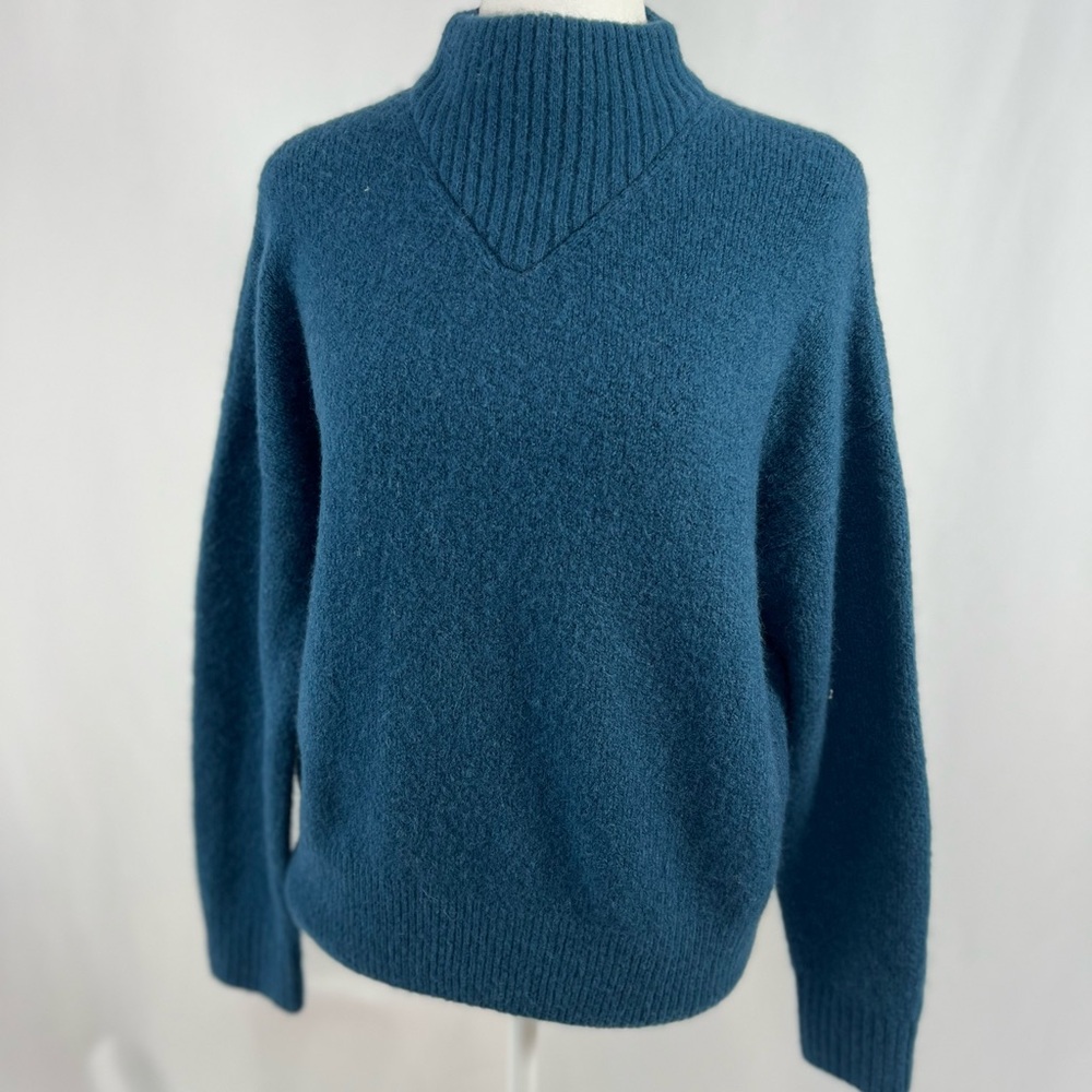 NEW / J.Crew sweater